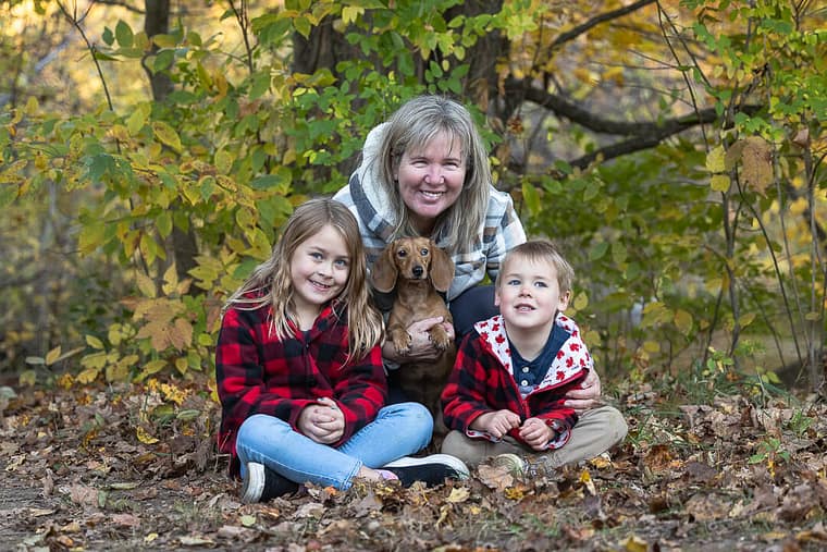 family and pet photoshoot in Burlington at Lowville Park
