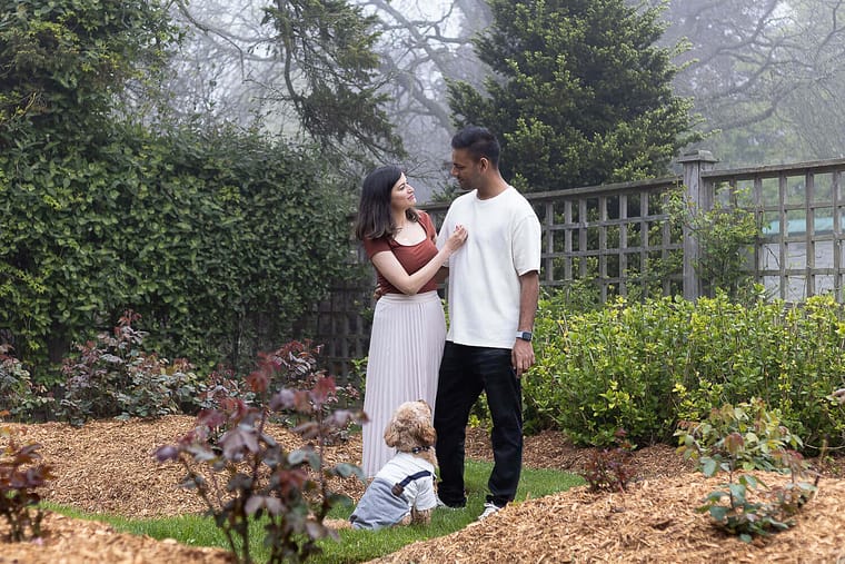Family and pet photography at Gairloch Gardens.